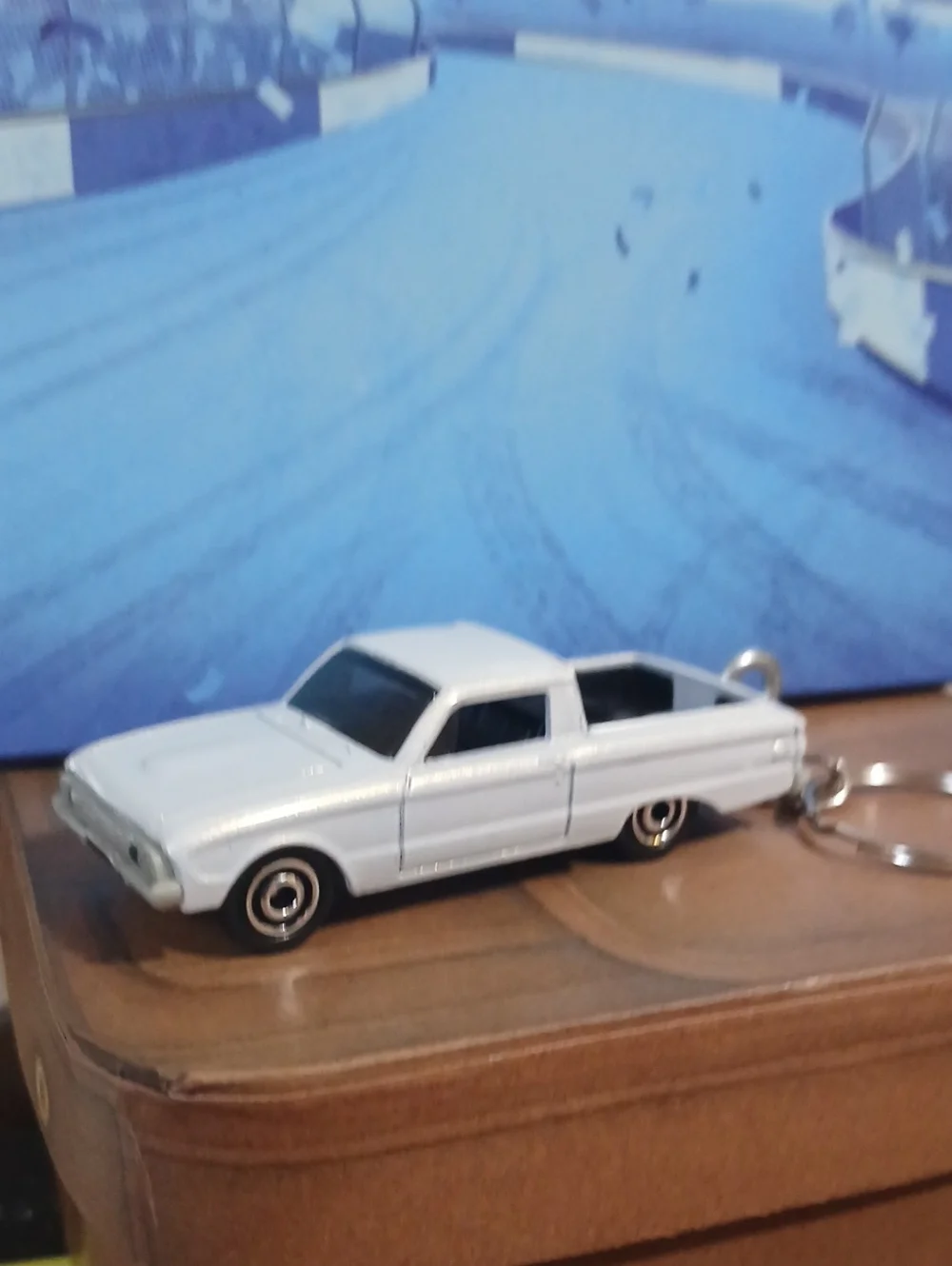 1961 Ford FALCON Ranchero MB White Die-Cast Classic Car Keychain